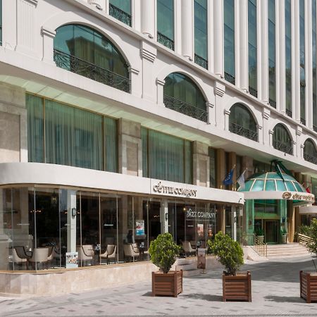 Elite World Istanbul Taksim Hotel Bagian luar foto Entrance of the hotel