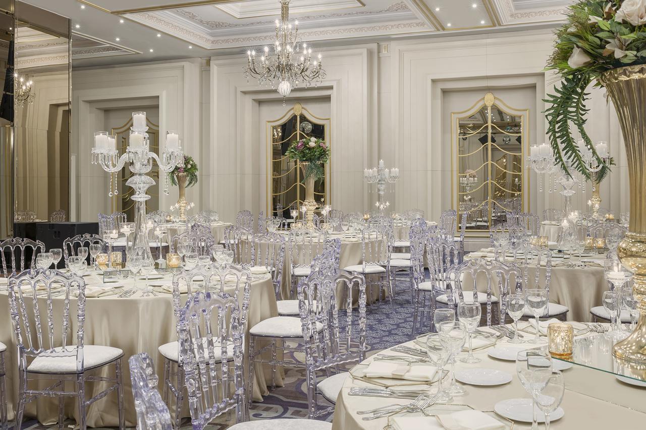 Elite World Istanbul Taksim Hotel Bagian luar foto The ballroom at the hotel